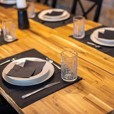 Korina * Pinezici (Krk)