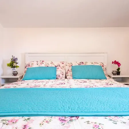 Korina Villa *