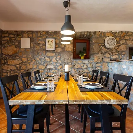 Villa Korina Pinezici (Krk)