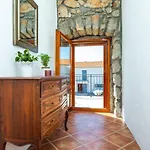 Korina * Pinezici (Krk)