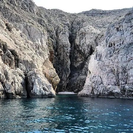Korina Villa