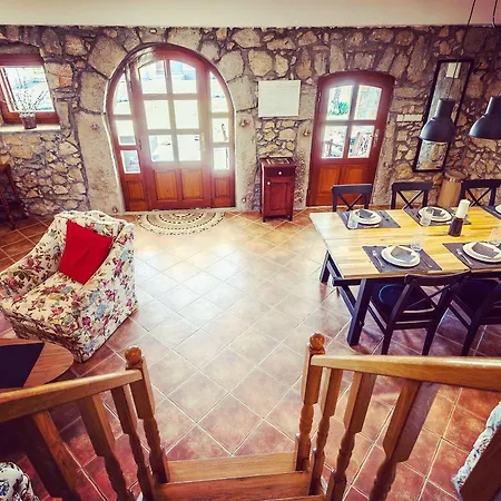 Korina Villa *