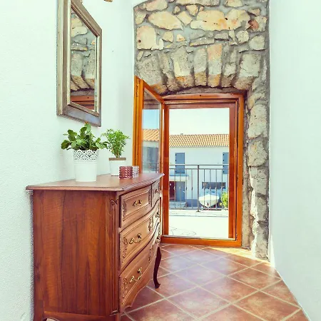 Korina Villa Pinezići