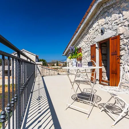 Villa Korina Pinezići