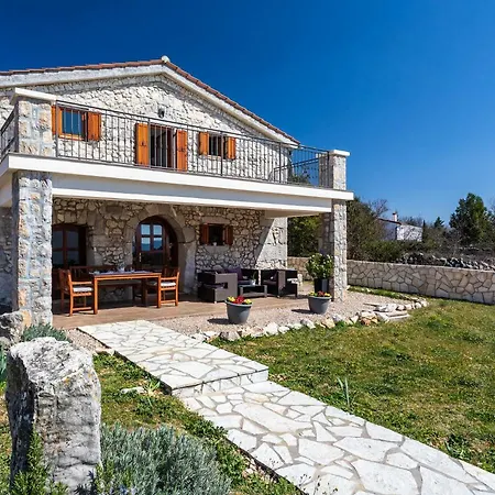 Korina Villa *