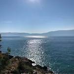 Korina * Pinezići