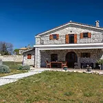 Villa Korina Pinezići