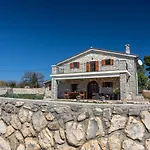 Vila Korina